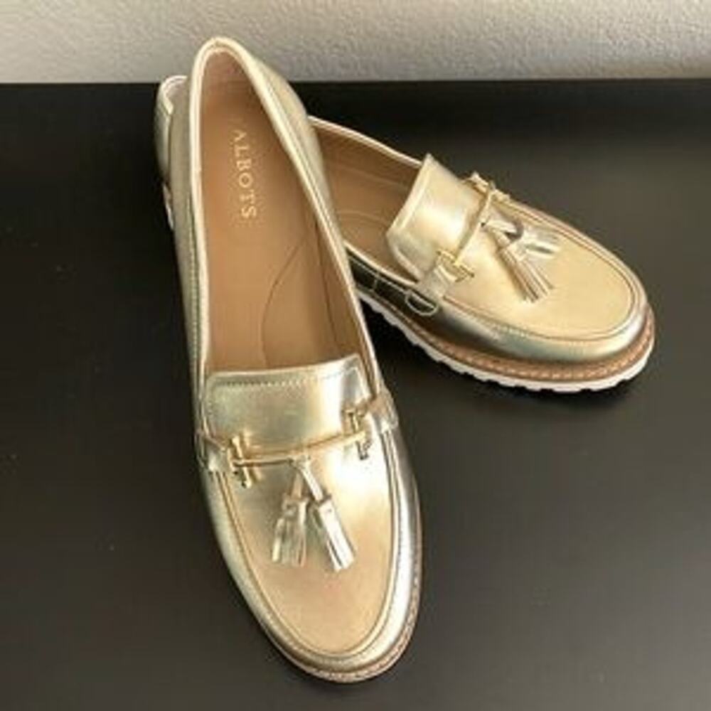 Talbots Metallic Gold Leather Loafers Tassel Slip On Women's 9.5M